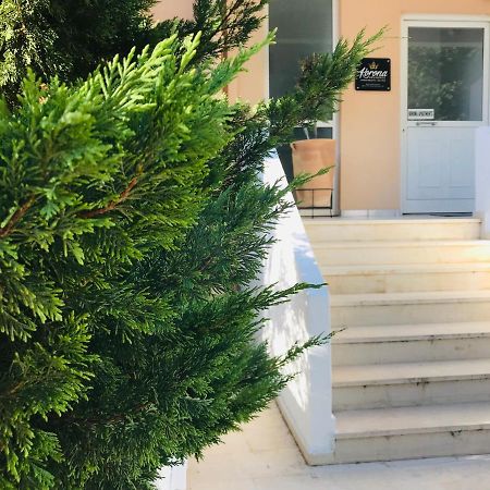 شقة Korona Βeach Αpartments ريثيمنو المظهر الخارجي الصورة