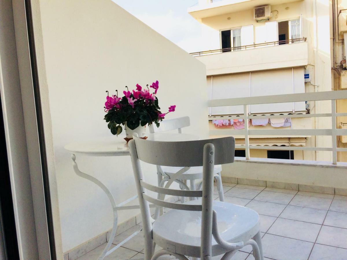 شقة Korona Βeach Αpartments ريثيمنو المظهر الخارجي الصورة