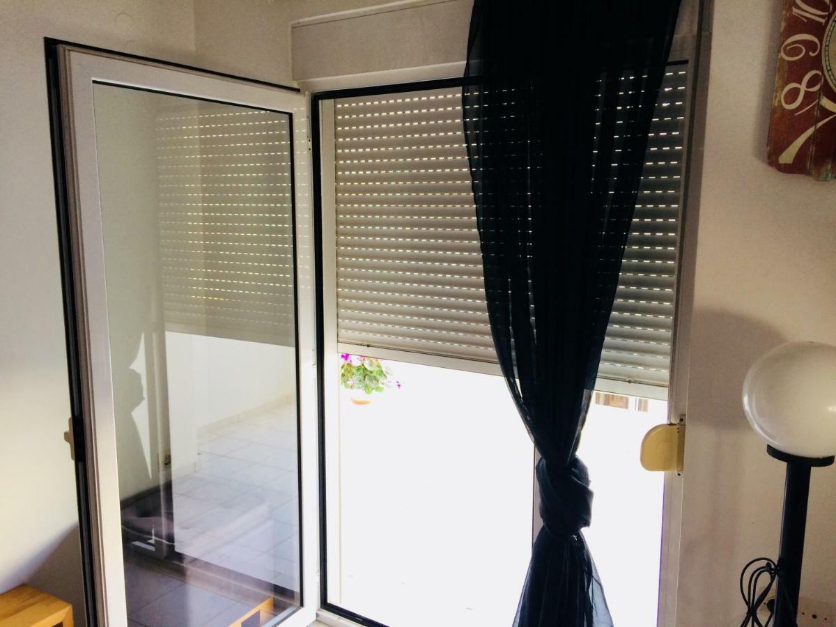 شقة Korona Βeach Αpartments ريثيمنو المظهر الخارجي الصورة