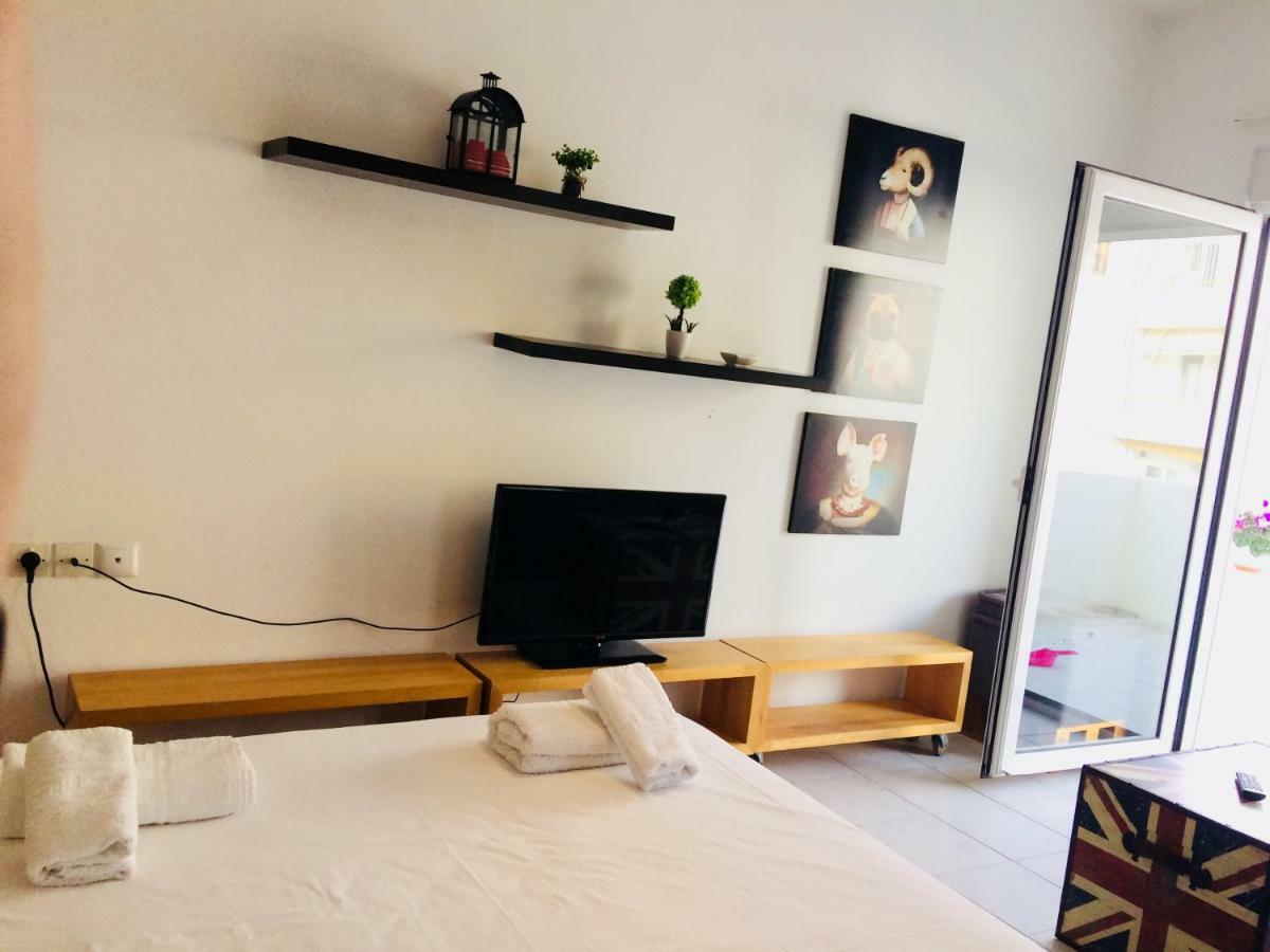 شقة Korona Βeach Αpartments ريثيمنو المظهر الخارجي الصورة